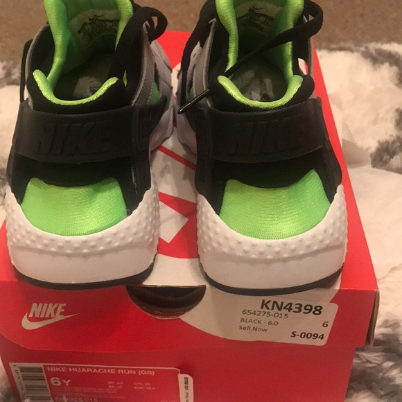 Nike Slime Green Huarache Run - Picture 7 of 7
